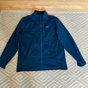Patagonia Men’s Zip-up Fleece - XXL